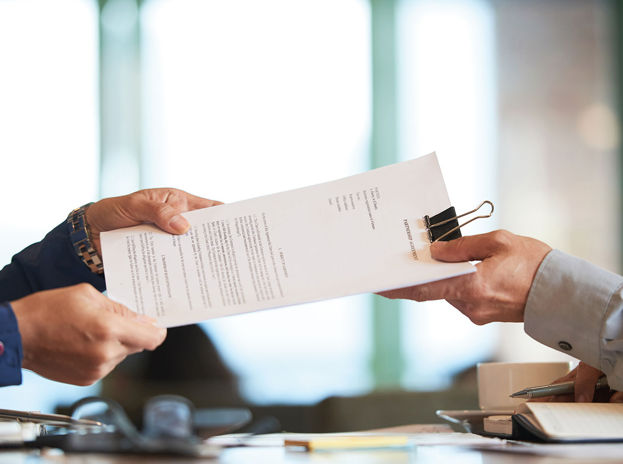 Gestión de trámites vehiculares, jurídicos y administrativos ante tránsito, DIJIN y fiscalías realizada por Multisoluciones.